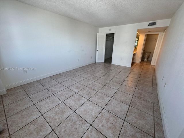 18041 Biscayne Blvd 1701, Aventura, FL 33160