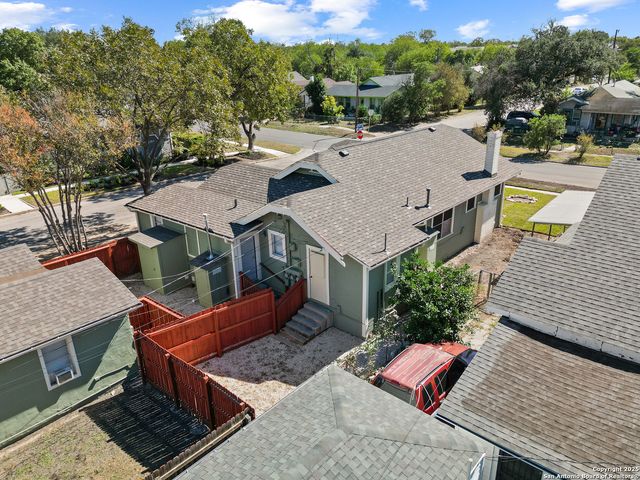 339 Kayton, San Antonio, TX 78210