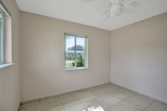 5903 Mckinley St, Hollywood, FL 33021