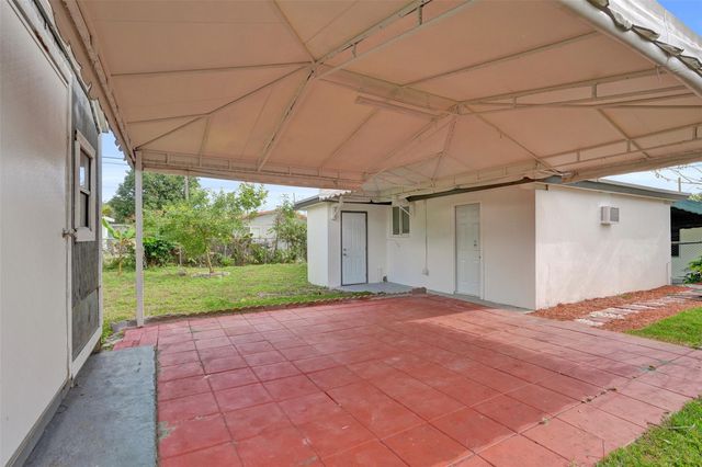 5903 Mckinley St, Hollywood, FL 33021