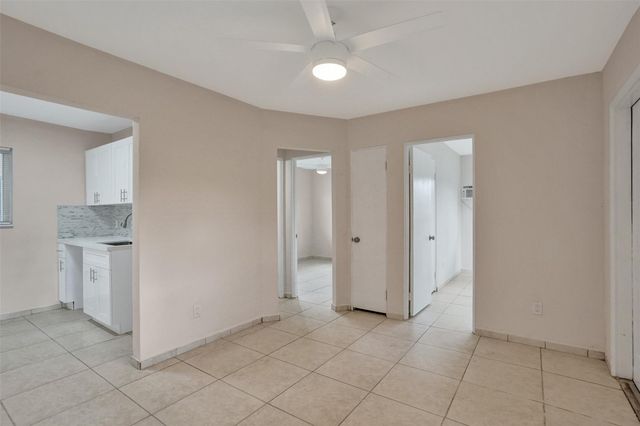 5903 Mckinley St, Hollywood, FL 33021