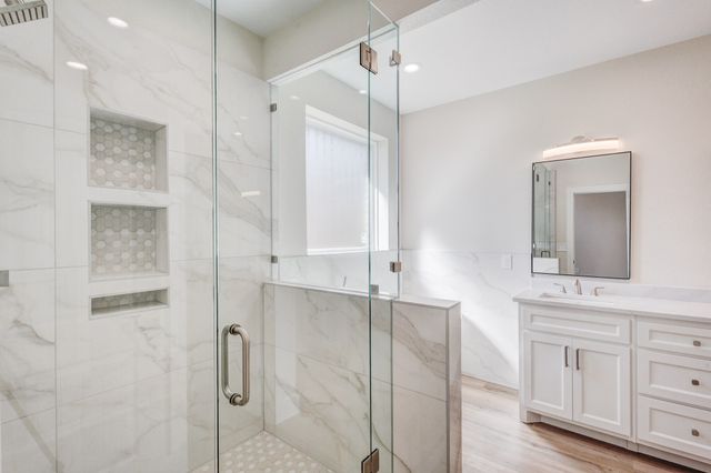 1625 Avenue D, Grand Prairie, TX 75051