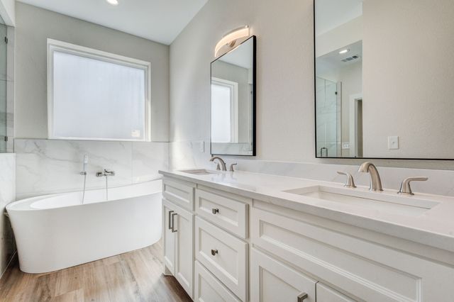 1625 Avenue D, Grand Prairie, TX 75051