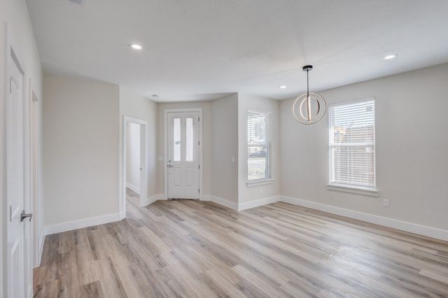 1625 Avenue D, Grand Prairie, TX 75051