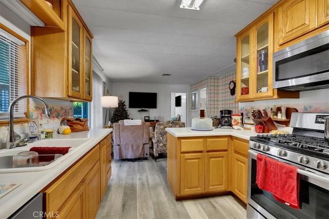 9800 Base Line Road 114, Rancho Cucamonga, CA 91701
