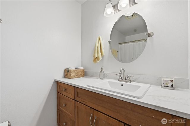 13102 NW 8th Way #C, Vancouver, WA 98685