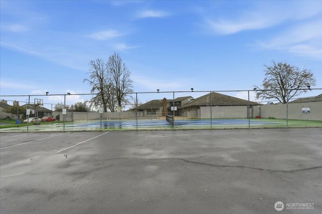 13102 NW 8th Way #C, Vancouver, WA 98685