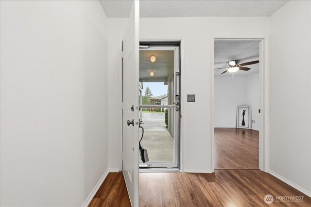 13102 NW 8th Way #C, Vancouver, WA 98685