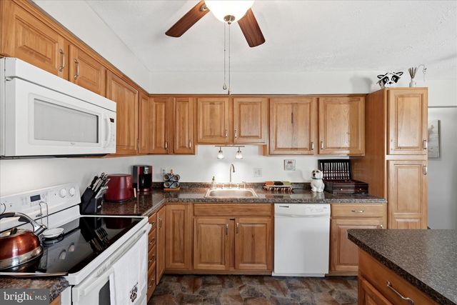 132 SCOTT ST, Front Royal, VA 22630