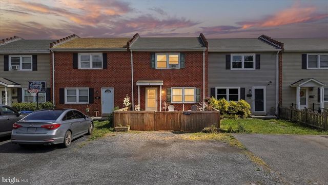 132 SCOTT ST, Front Royal, VA 22630
