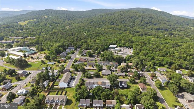 132 SCOTT ST, Front Royal, VA 22630