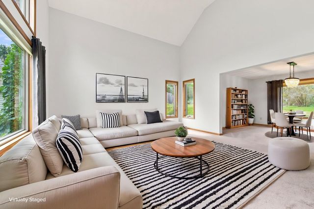 10340 Summer Place, Eden Prairie, MN 55347