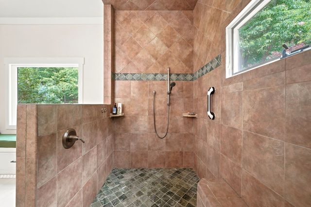 714 Clearview Drive, Talking Rock, GA 30175