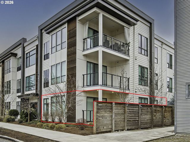 425 Ne BRYANT St 101, Portland, OR 97211