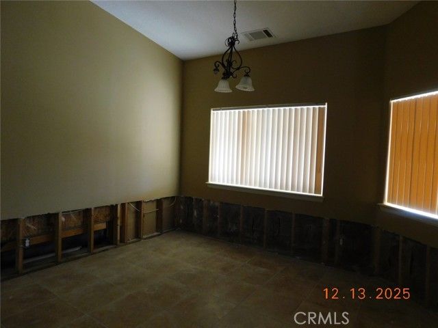 1861 Calaveras, Pinon Hills, CA 92372