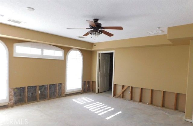 1861 Calaveras, Pinon Hills, CA 92372