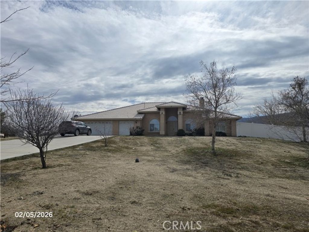 1861 Calaveras, Pinon Hills, CA 92372