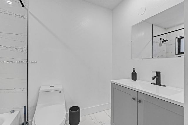 4029 SW 22nd St, West Park, FL 33023