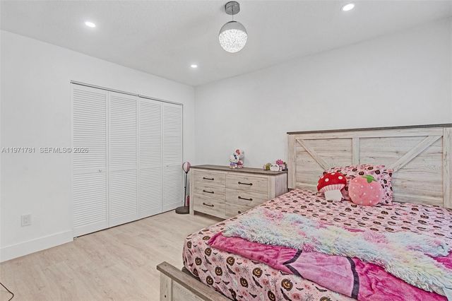 4029 SW 22nd St, West Park, FL 33023