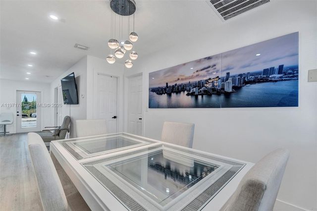 4029 SW 22nd St, West Park, FL 33023