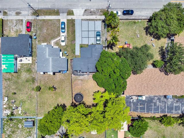 4029 SW 22nd St, West Park, FL 33023