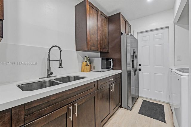 4029 SW 22nd St, West Park, FL 33023