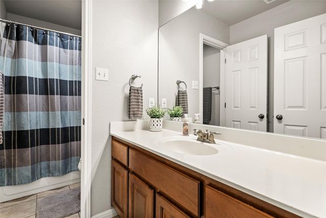 11424 Via Grande DR, Austin, TX 78739