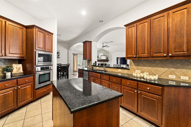 11424 Via Grande DR, Austin, TX 78739