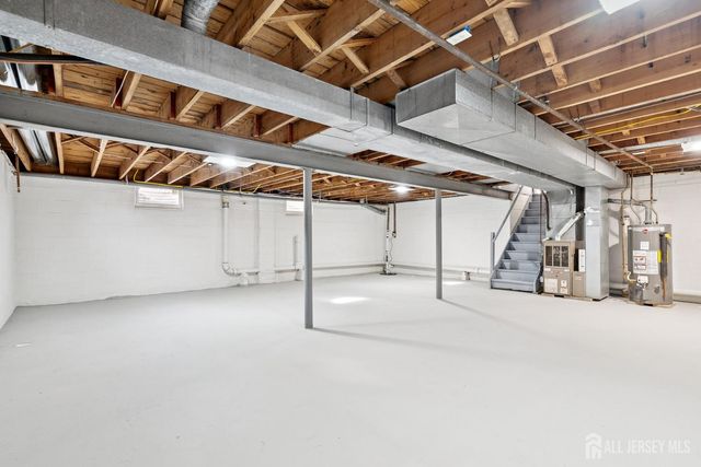 213 Swedes Run Drive, Delran, NJ 08075