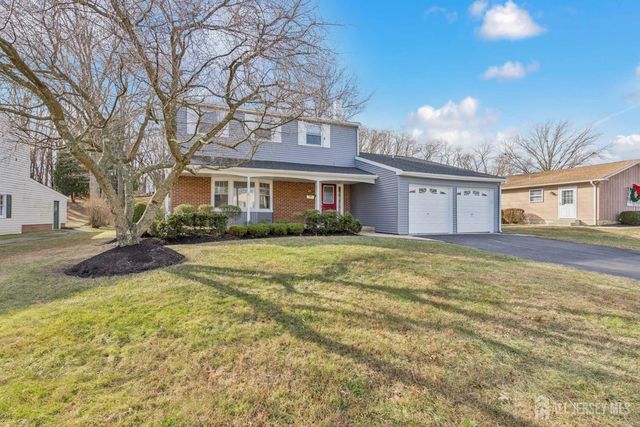 213 Swedes Run Drive, Delran, NJ 08075