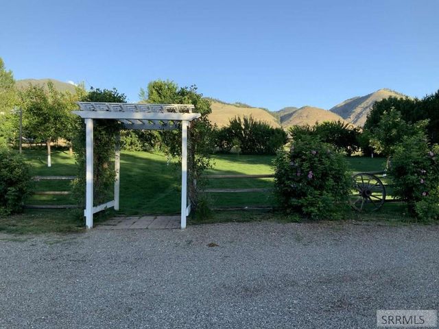 6 Rising Sun Lane, Salmon, ID 83467