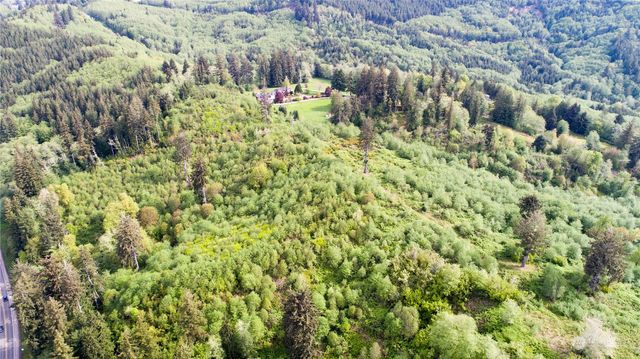 1111 Washington Cemetery Road, Raymond, WA 98577