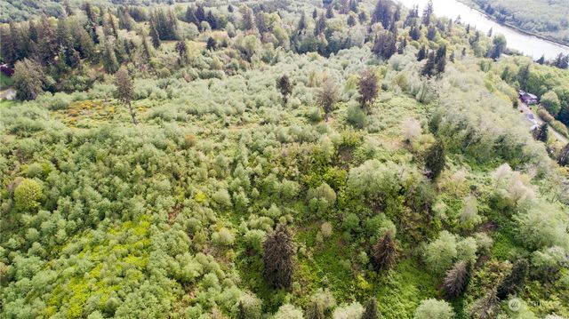 1111 Washington Cemetery Road, Raymond, WA 98577