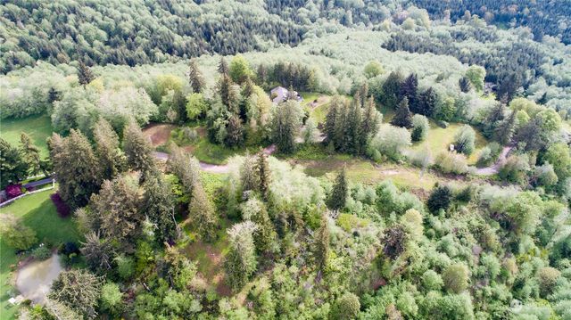 1111 Washington Cemetery Road, Raymond, WA 98577