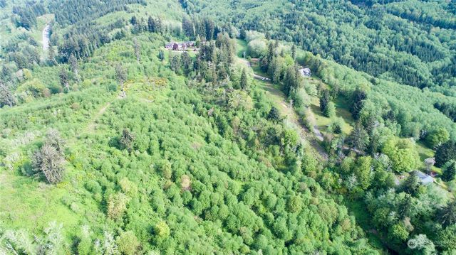 1111 Washington Cemetery Road, Raymond, WA 98577