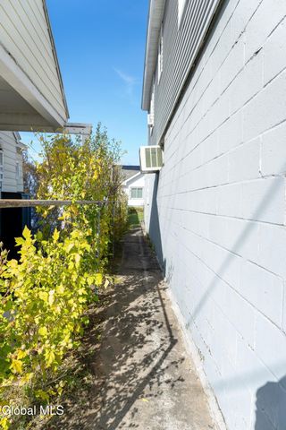 601 Altamont Avenue, Schenectady, NY 12303