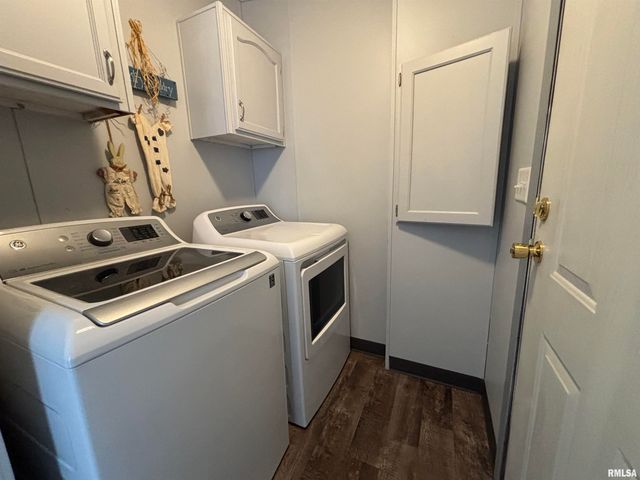 126 Delta Dawn Drive, Springfield, IL 62707