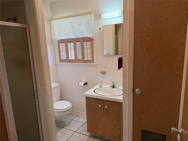701 Herder Avenue, Schulenburg, TX 78956