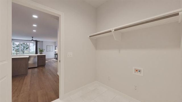 353 Orleanian DR, Buda, TX 78610