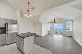 1424 Outlook Avenue 3, Bronx, NY 10465
