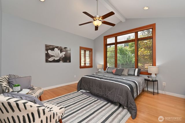 17236 NE 6th Place, Bellevue, WA 98008