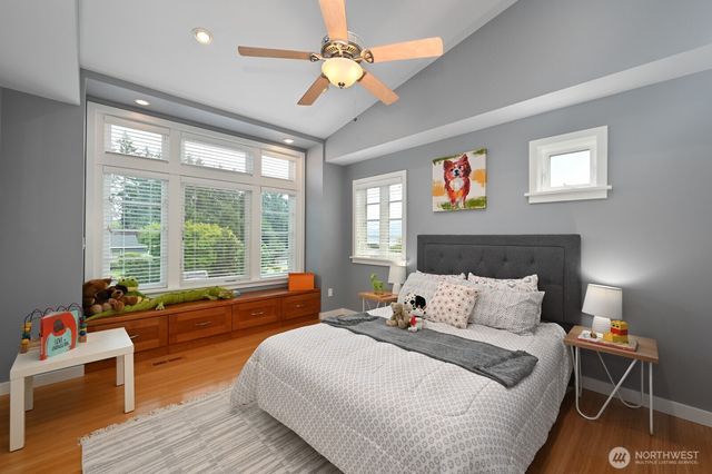17236 NE 6th Place, Bellevue, WA 98008