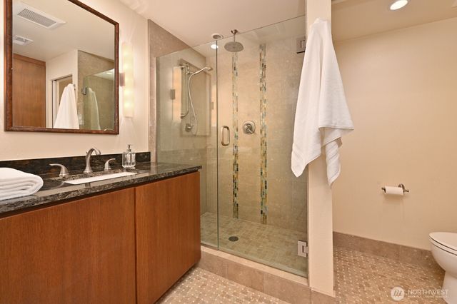 17236 NE 6th Place, Bellevue, WA 98008