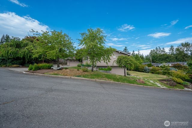 17236 NE 6th Place, Bellevue, WA 98008