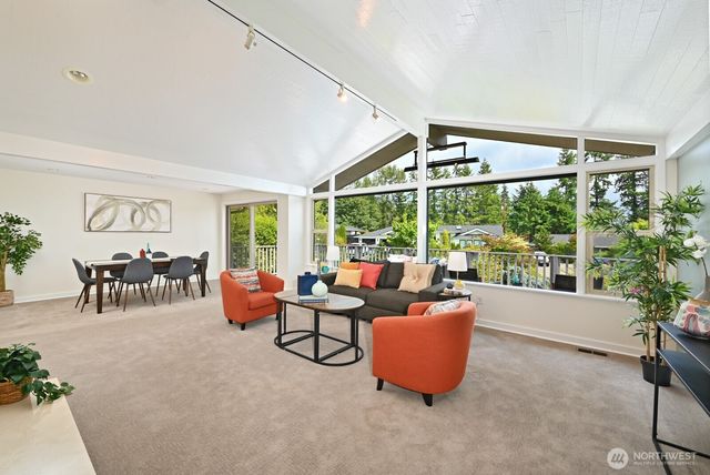 17236 NE 6th Place, Bellevue, WA 98008