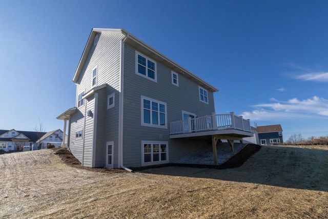 N54W19340 Kearney LANE, Menomonee Falls, WI 53051