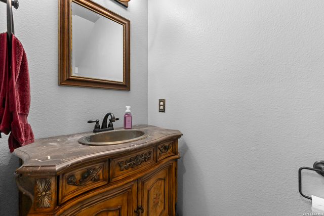 8830 Toulouse, San Antonio, TX 78240