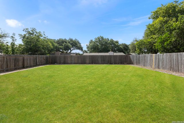8830 Toulouse, San Antonio, TX 78240