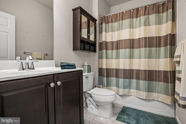 1313 PREAKNESS CT, Cherry Hill, NJ 08002