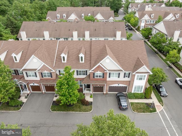 1313 PREAKNESS CT, Cherry Hill, NJ 08002